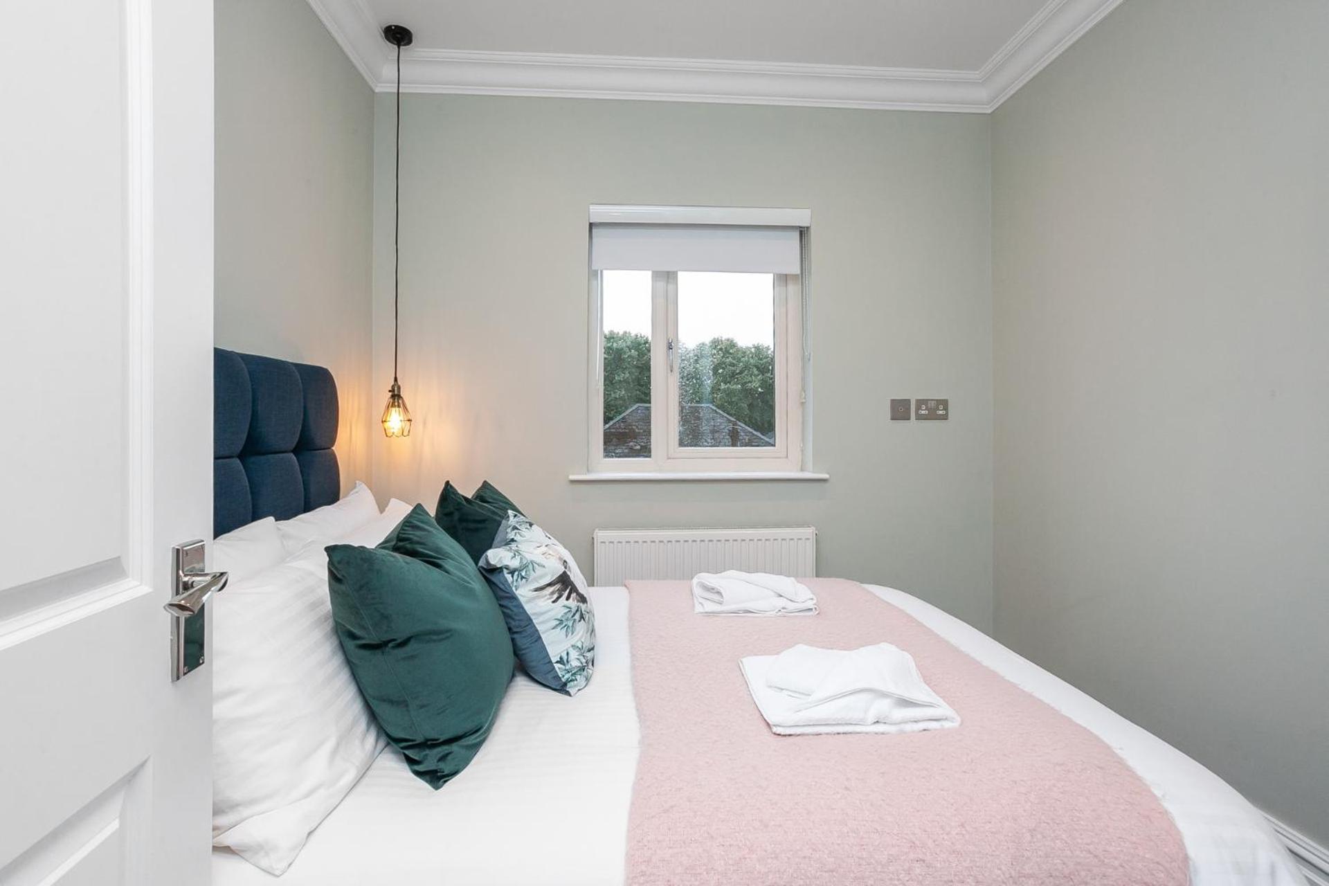 5 Star - The Ulsterville Residences - Free On-site Parking Apartment Belfast