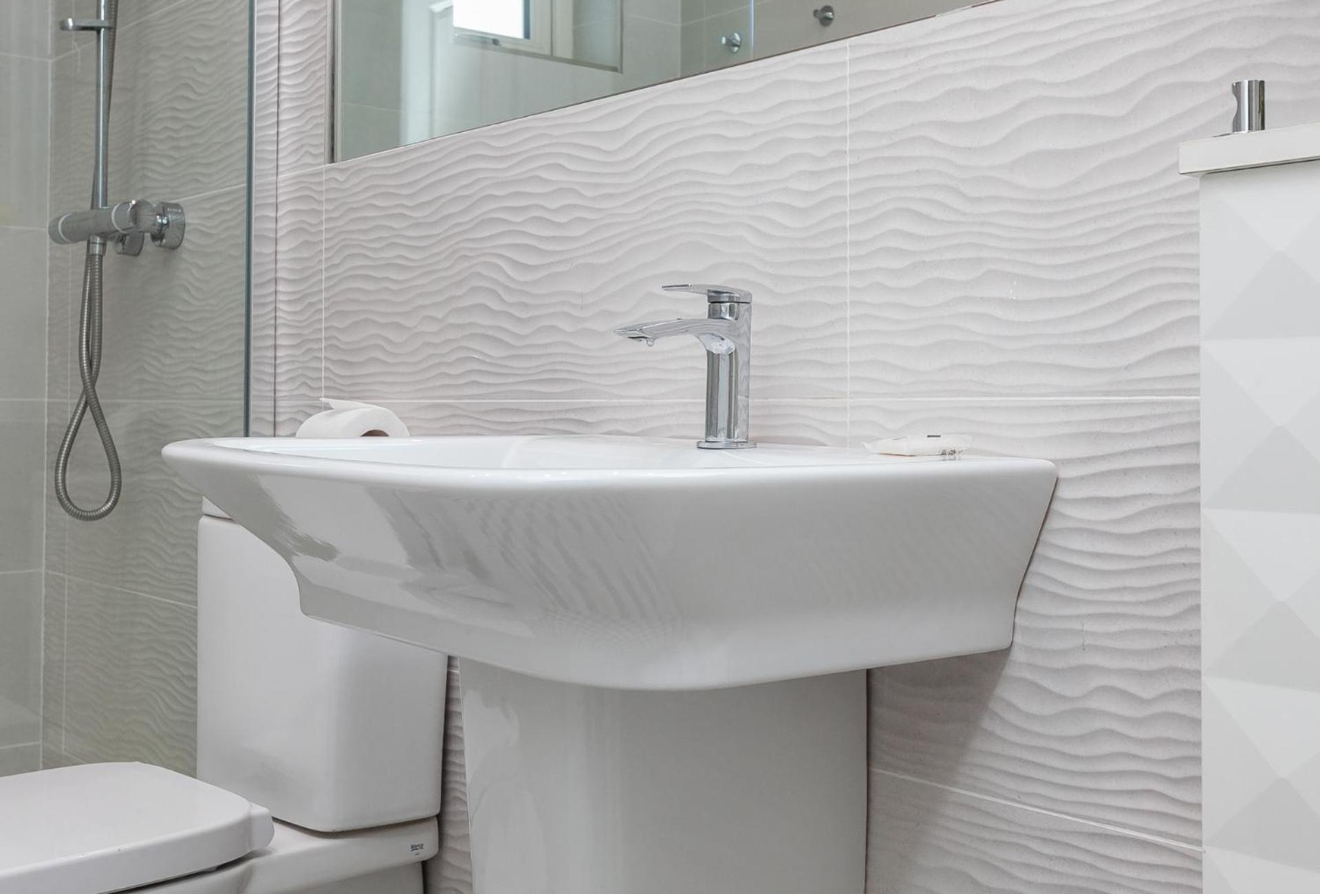 5 Star - The Ulsterville Residences - Free On-site Parking Apartment Belfast