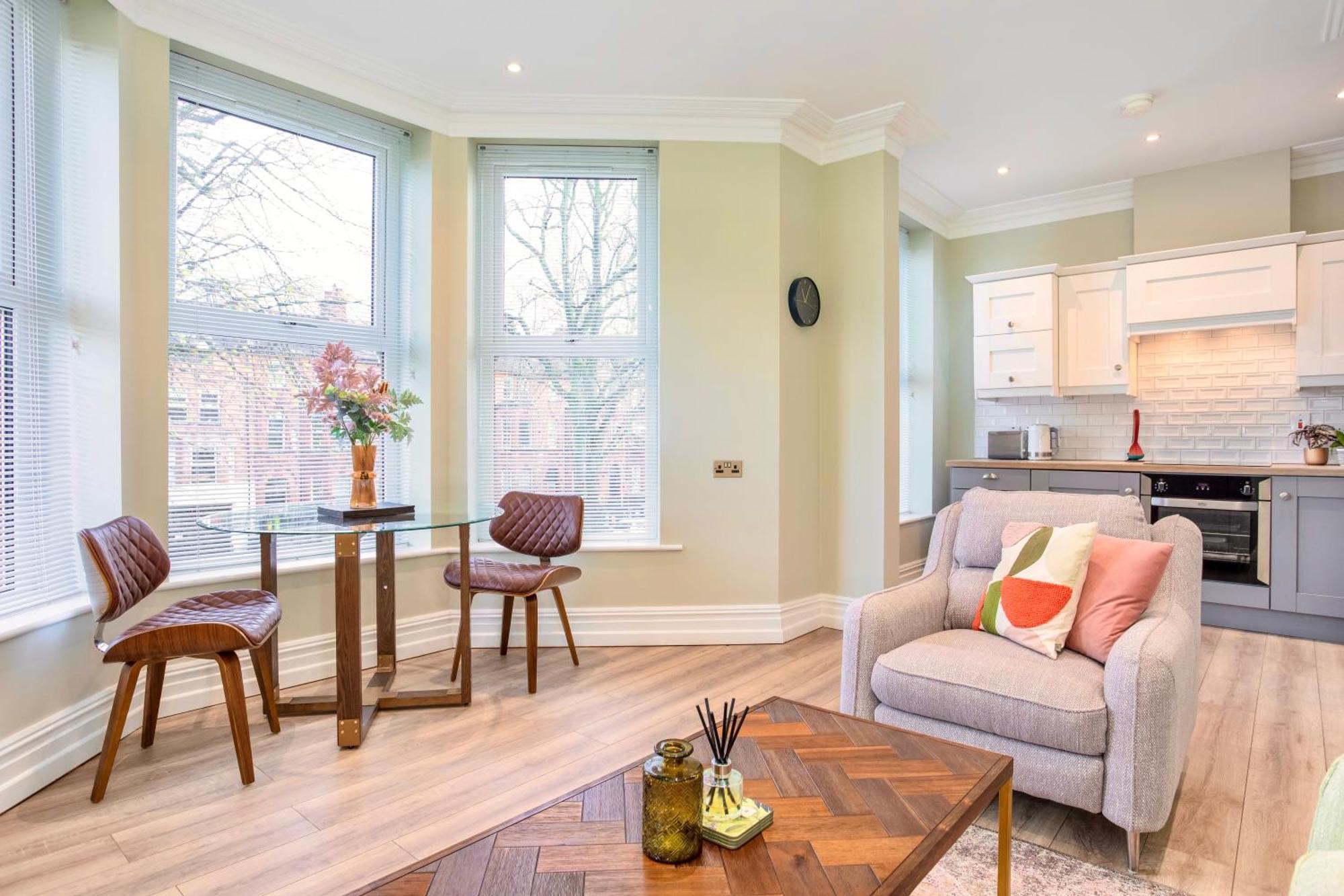 5 Star - The Ulsterville Residences - Free On-site Parking Apartment Belfast