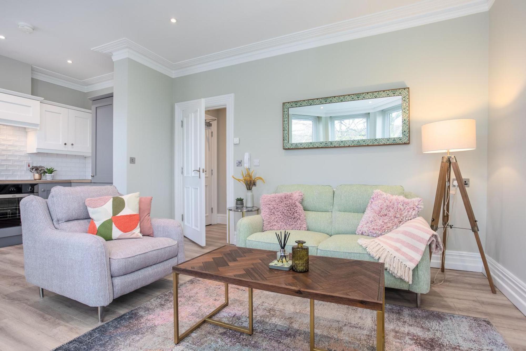 5 Star - The Ulsterville Residences - Free On-site Parking Belfast